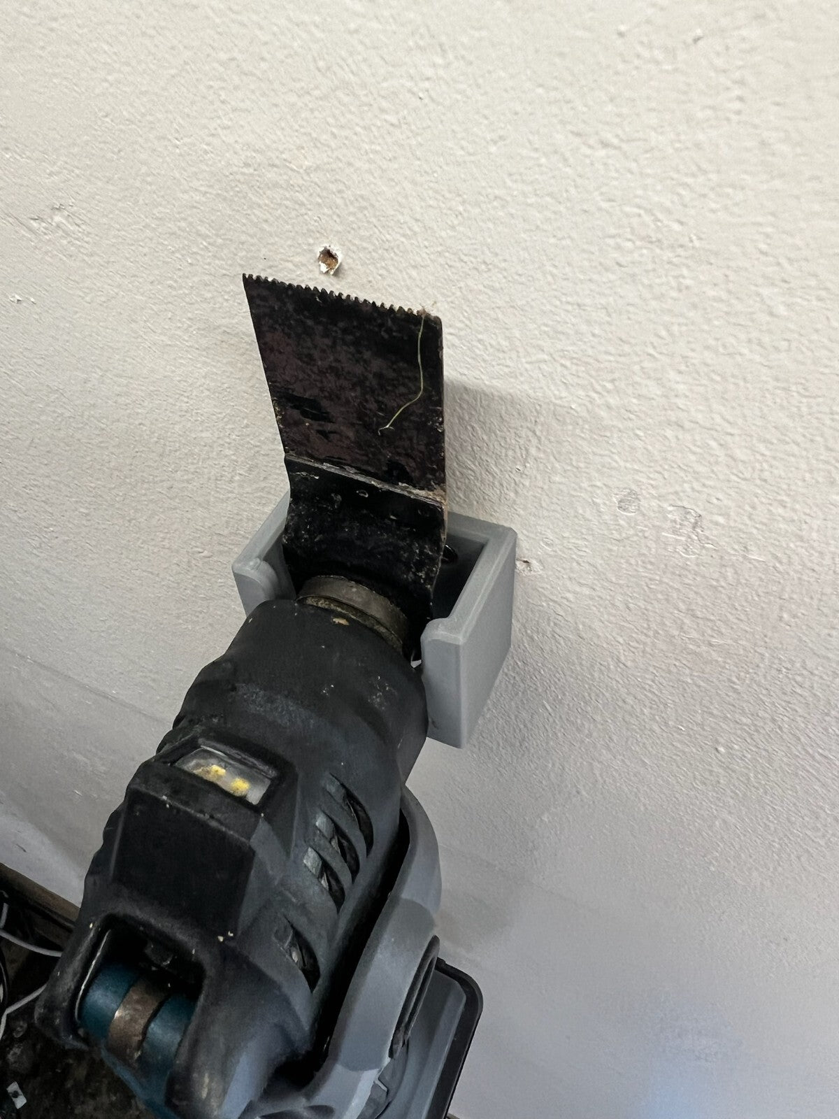 Aldi ferrex activ energy multitool wall bracket mount grey