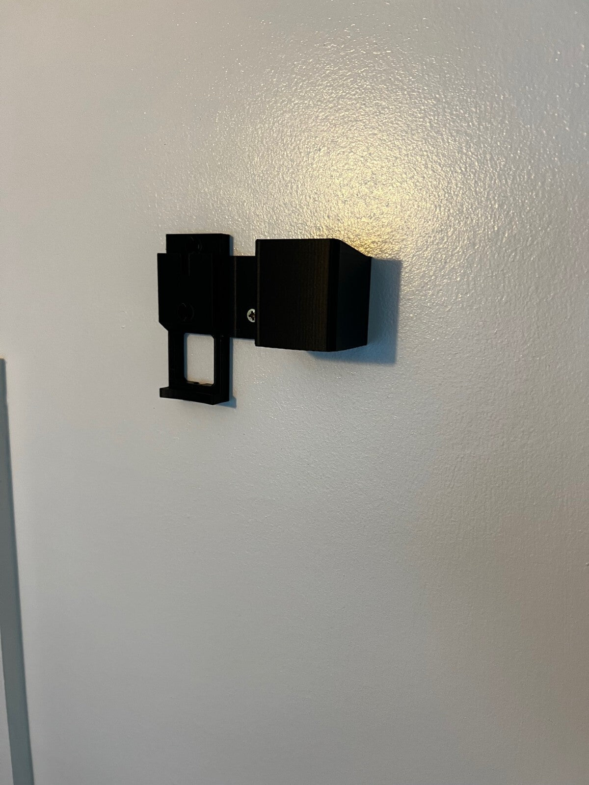 Shark Stratos Vacuum Wall Mount accessory holder dock IZ400 IZ400UKT IZ420 IZ420