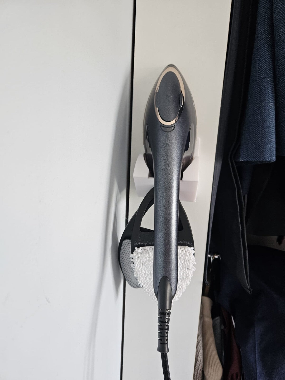 Wall mount bracket for Russell Hobbs Steam Genie 2 in 1 iron clothers steamer