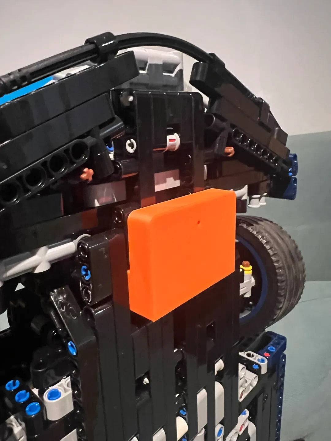 Wall mount bracket for LEGO 42083 Technic Bugatti Chiron BLACK