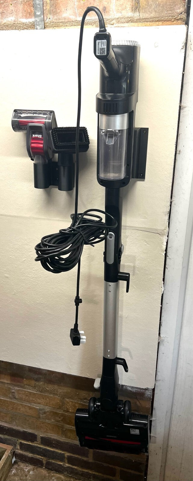 Shark Corded Handstick Anti-Hair wrap Vacuum Wall Mount accessory Dock HZ3000UKT