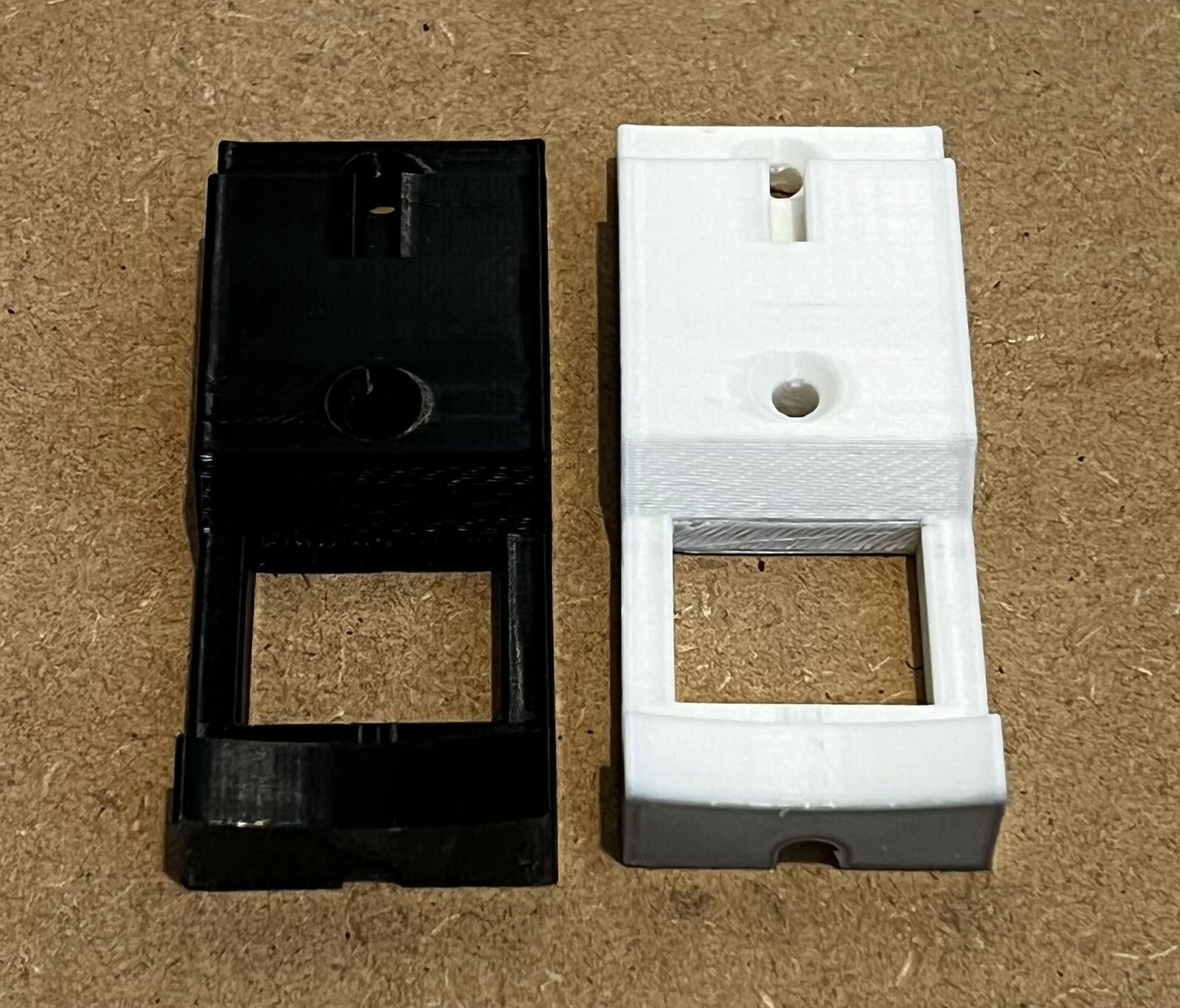 Shark Stratos Vacuum Wall Mount mounting bracket dock cable holder IZ400 IZ400UK