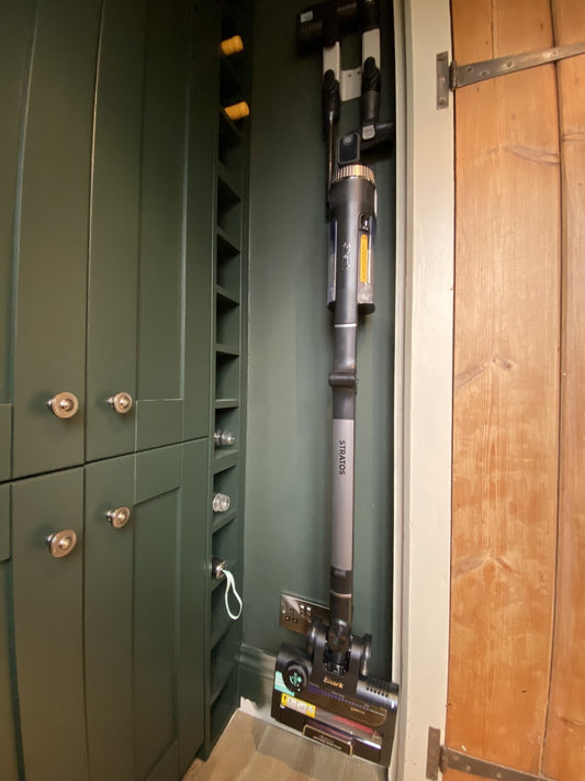 Shark Stratos Vacuum White Wall Mount accessory holder cable management IZ400