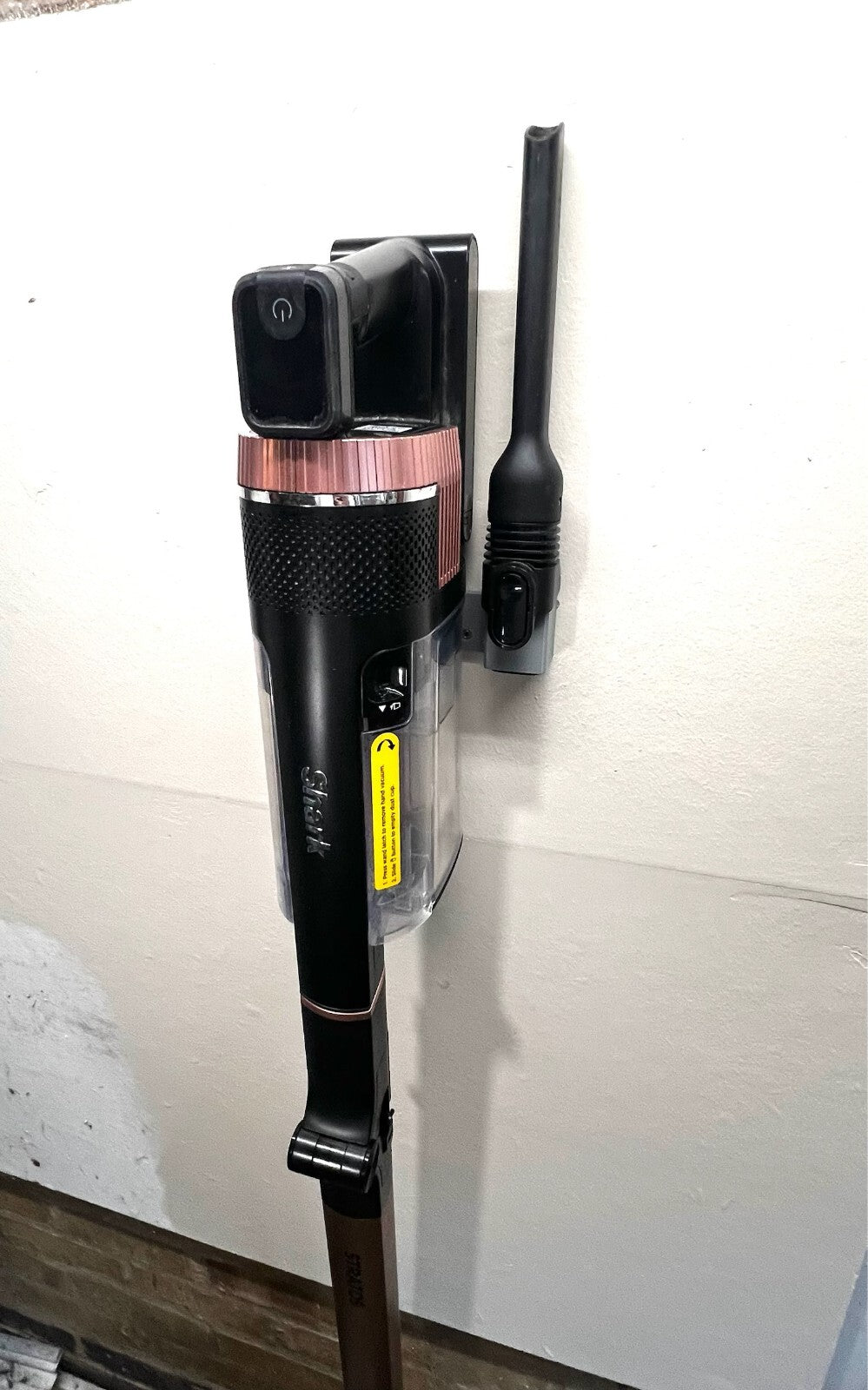 Shark Stratos Vacuum Grey Wall Mount accessory holder dock IZ400 IZ400UKT IZ420