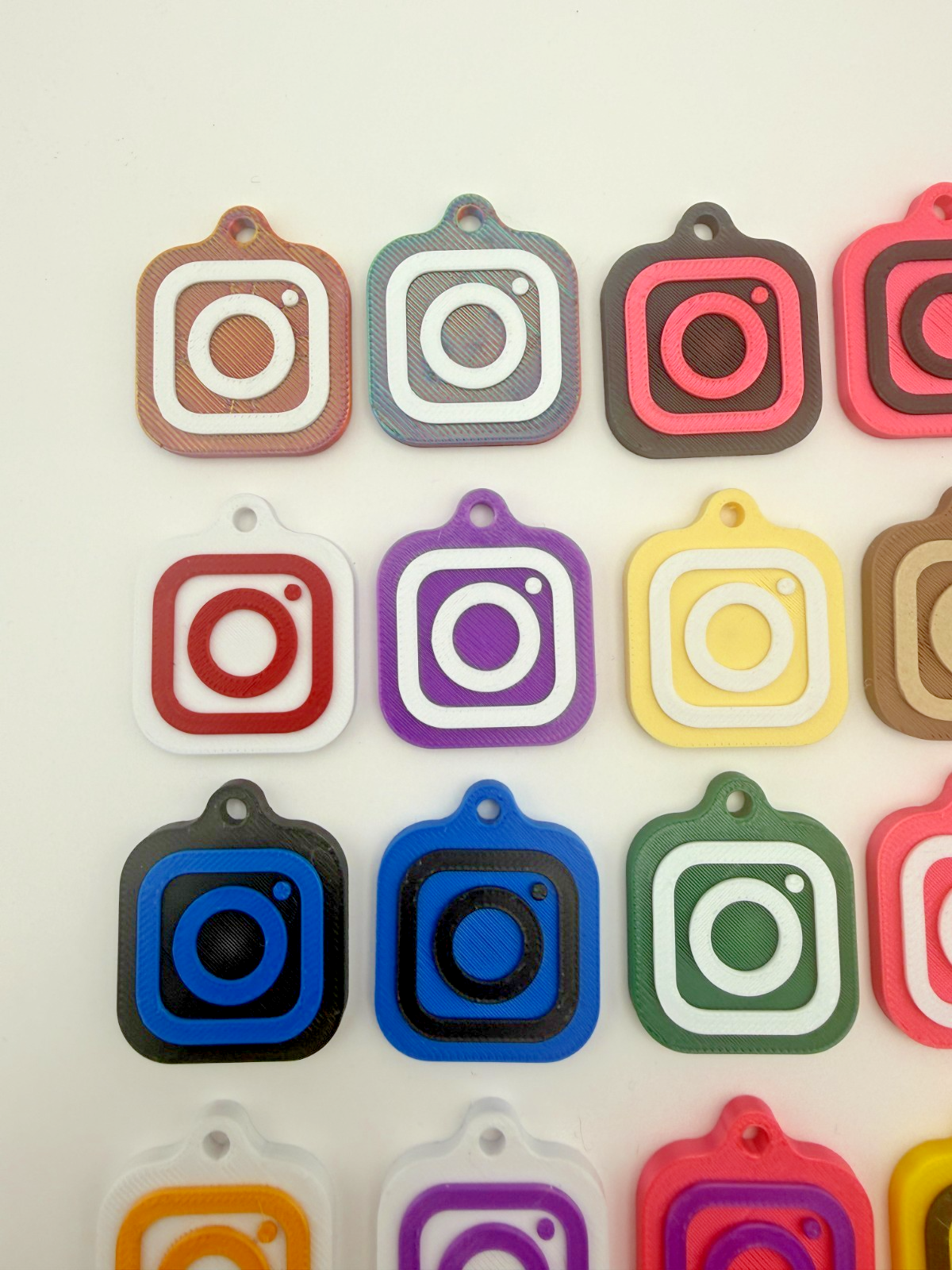 30mm NFC Tag Social Media Key Chain Key Ring Tap To Share Profile